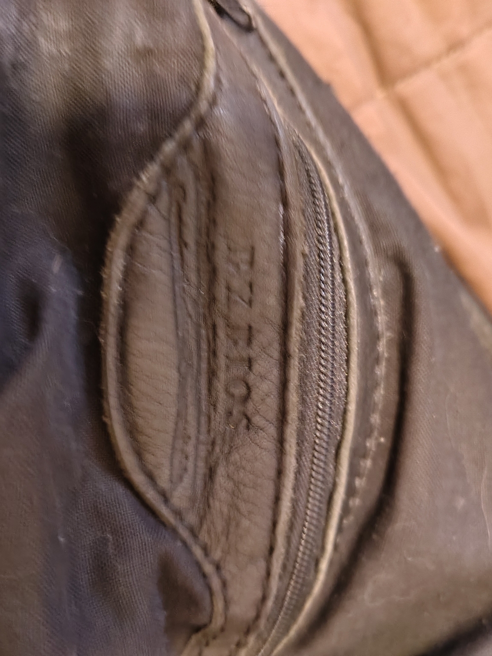Women’s Black Leather Shoulder Bag with Interior Zipper Pocket Genuine Leather